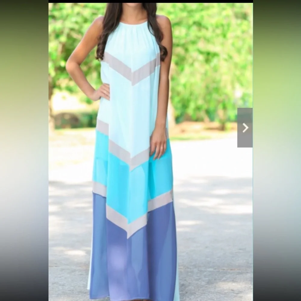 She + Sky Blue Turquoise White Halter Maxi Dress Size M NWT - Picture 1 of 10